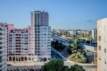 Apartamento T6 para Venda em São Domingos de Benfica