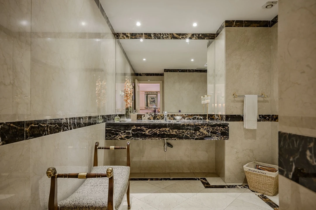 Apartamento T6 para Venda em São Domingos de Benfica Foto 21