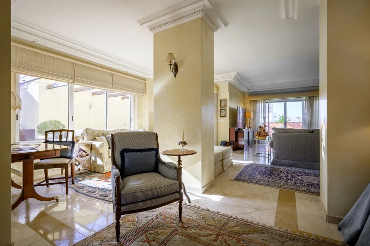 Apartamento T6 para Venda em São Domingos de Benfica Foto 18