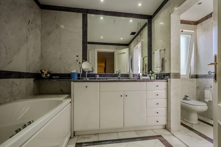 Apartamento T6 para Venda em São Domingos de Benfica Foto 34