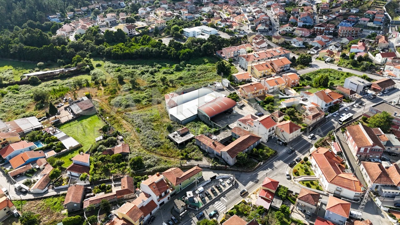 Moradia T3 para Venda em Fânzeres e São Pedro da Cova Foto 13
