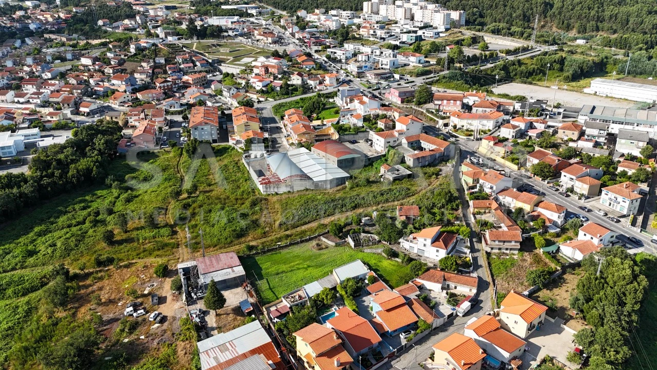 Moradia T3 para Venda em Fânzeres e São Pedro da Cova Foto 19