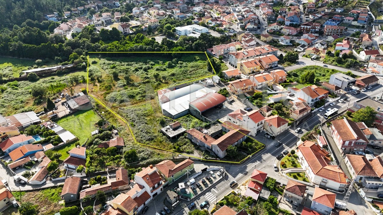 Moradia T3 para Venda em Fânzeres e São Pedro da Cova Foto 4