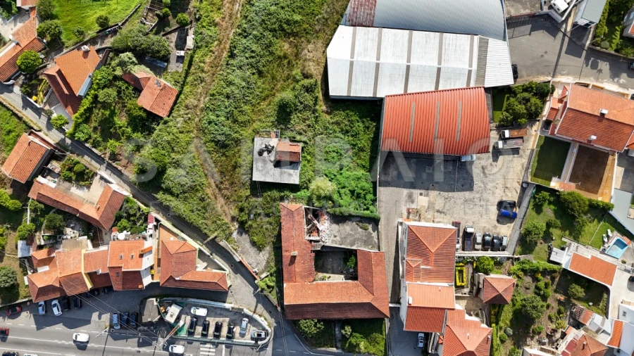 Moradia T3 para Venda em Fânzeres e São Pedro da Cova Foto 11
