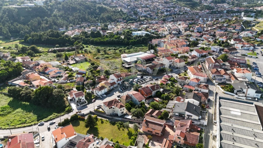 Moradia T3 para Venda em Fânzeres e São Pedro da Cova Foto 20