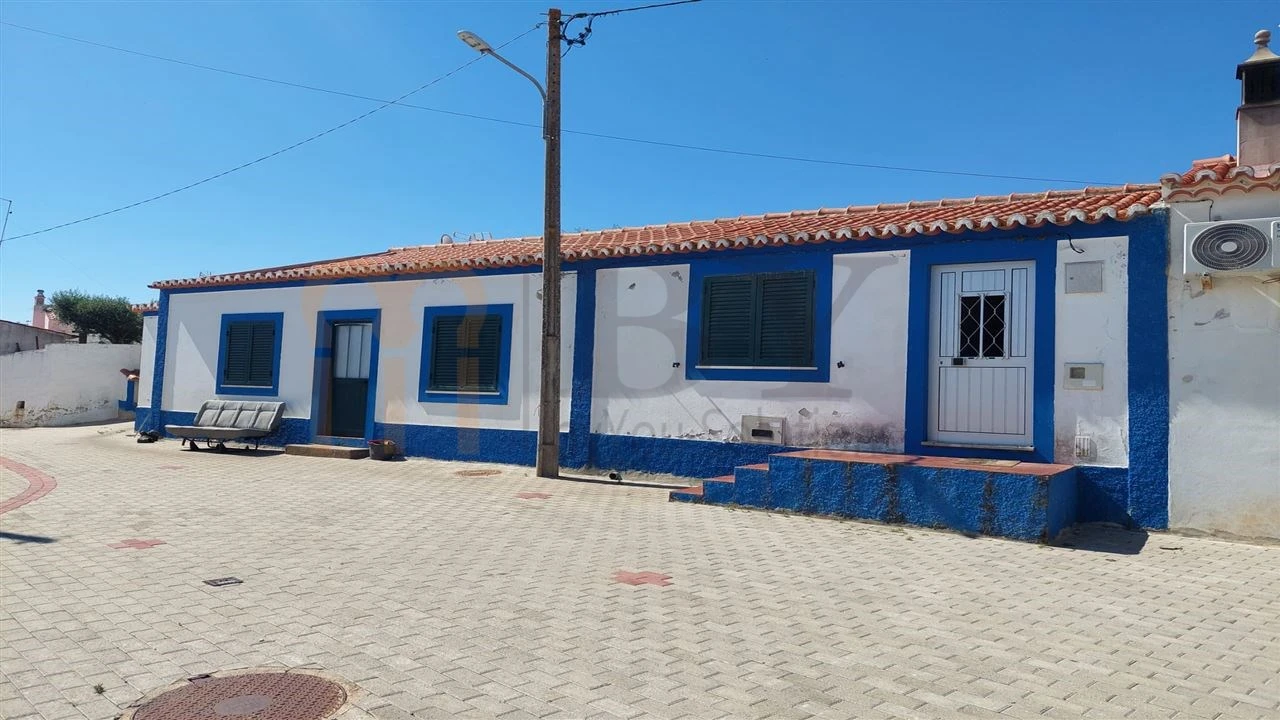 Moradia T3 para Venda em Alcaria Ruiva Foto 1