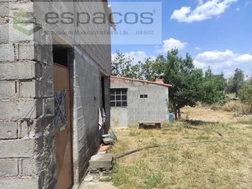 Quinta para Venda em Escalos de Baixo e Mata