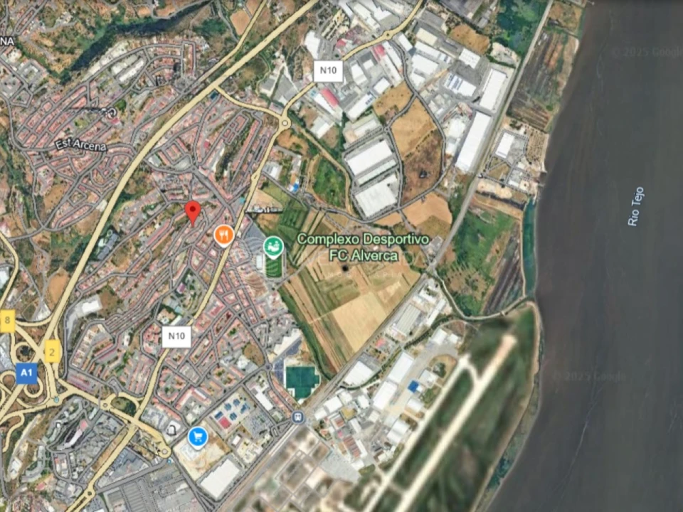 Moradia T4 para Venda em Alverca do Ribatejo e Sobralinho Foto 19