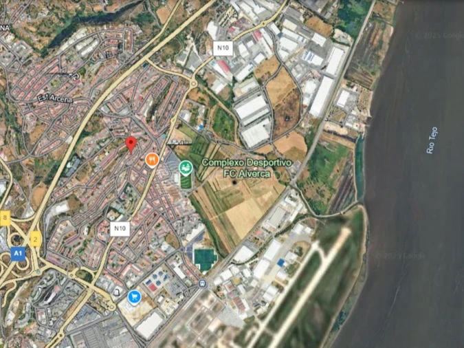 Moradia T4 para Venda em Alverca do Ribatejo e Sobralinho Foto 19