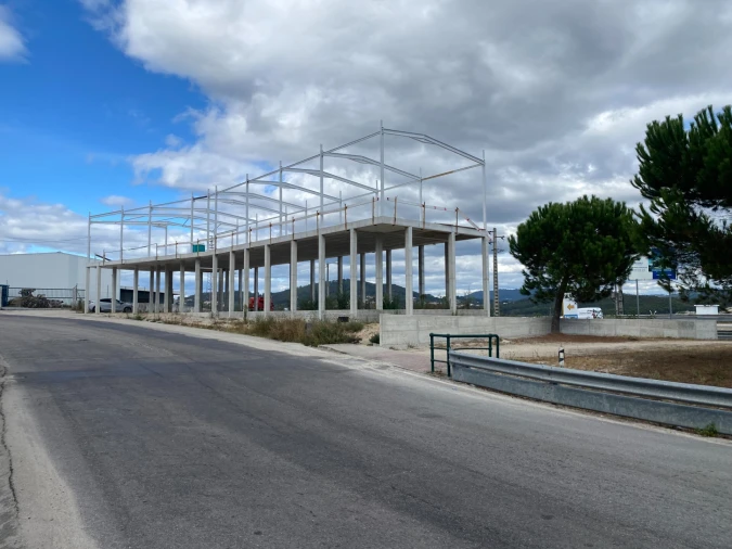 Armazém para Venda em Lordelo Foto 8