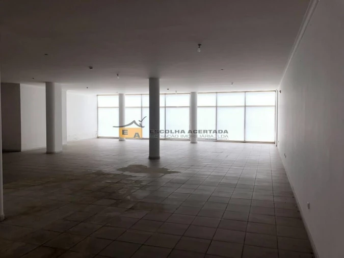 Negócio para Venda em Agrela Foto 3