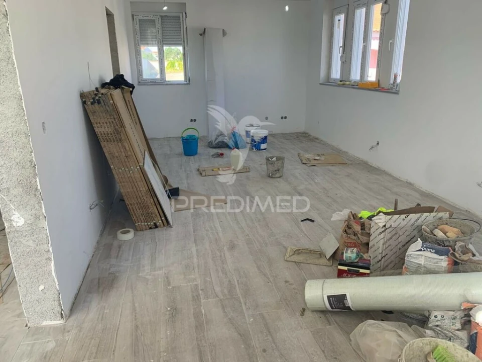 Moradia T2 para Venda em Couço Foto 5