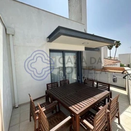 Moradia T5 para Venda em Quarteira