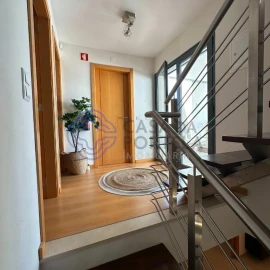 Moradia T5 para Venda em Quarteira