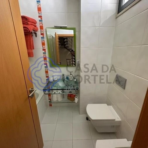 Moradia T5 para Venda em Quarteira Foto 14