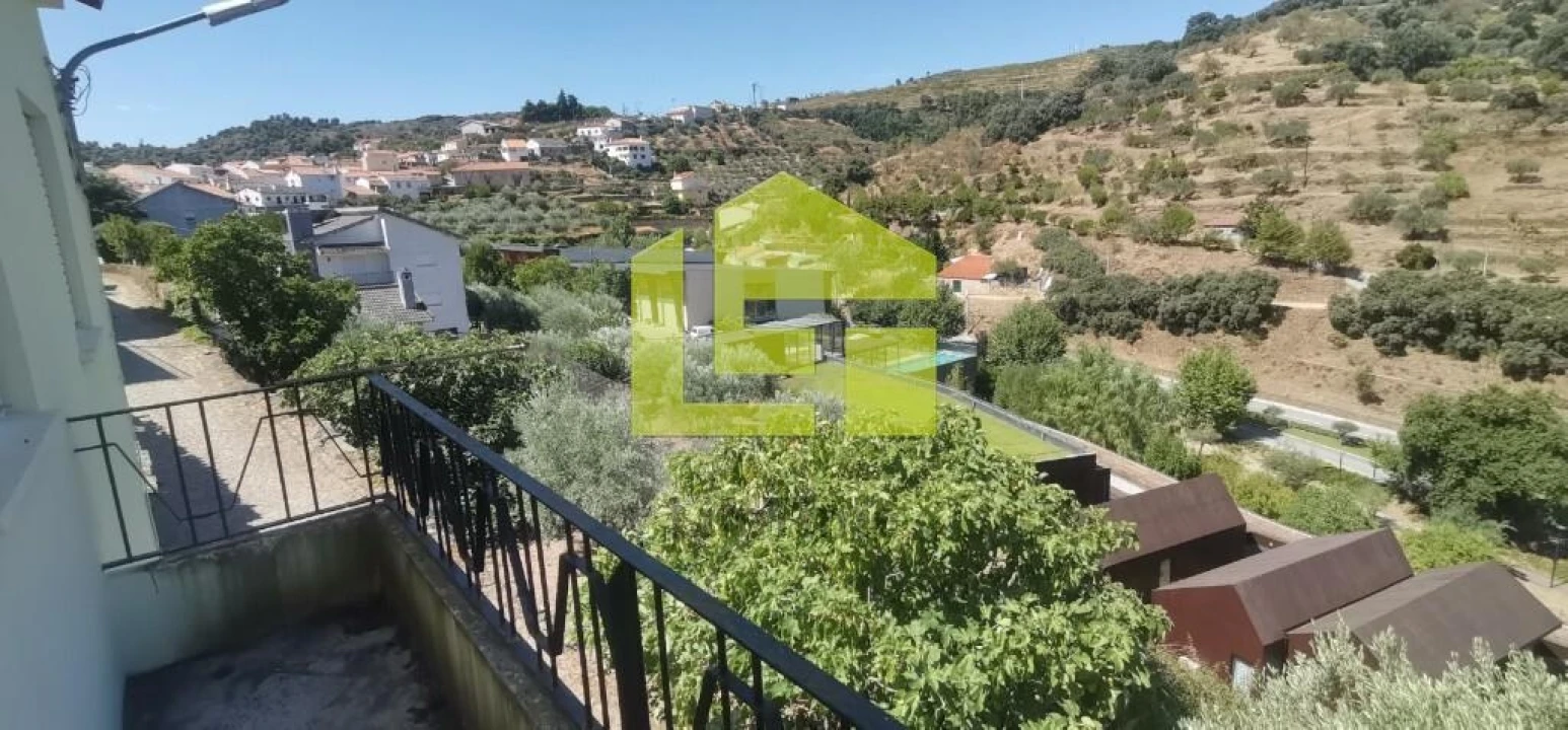 Moradia T4 para Venda em Longroiva Foto 69