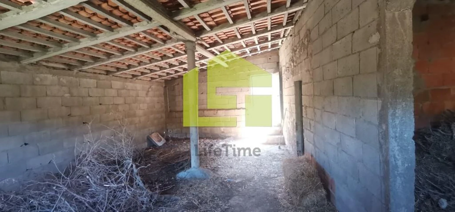 Moradia T4 para Venda em Longroiva Foto 61