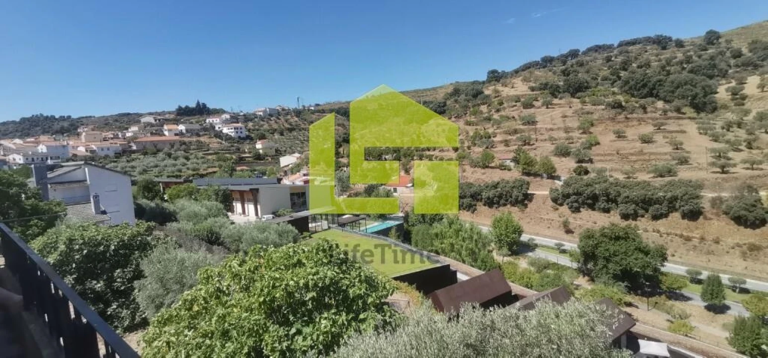 Moradia T4 para Venda em Longroiva Foto 68