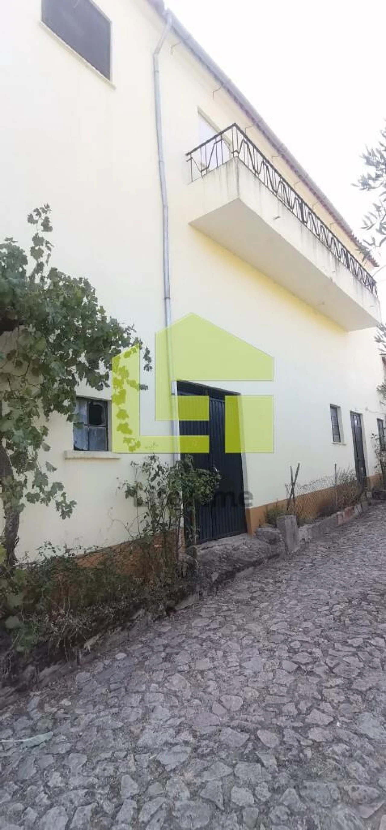 Moradia T4 para Venda em Longroiva Foto 52