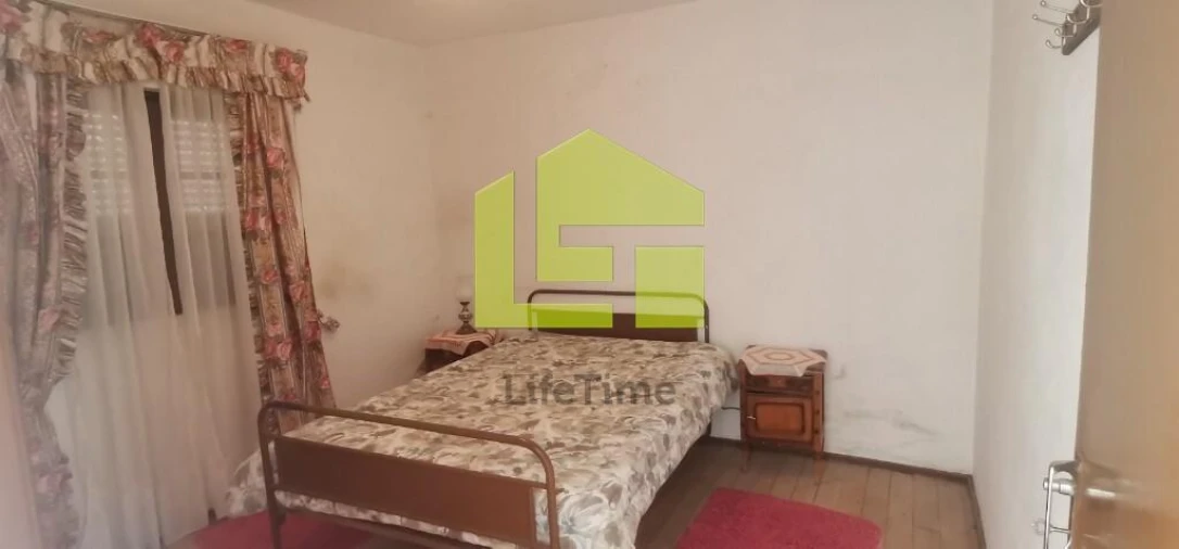 Moradia T4 para Venda em Longroiva Foto 11