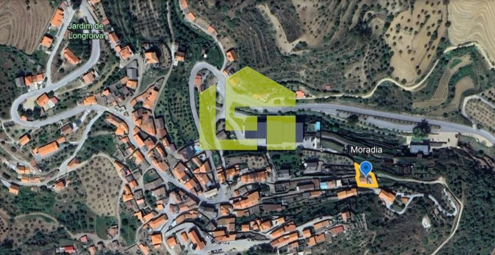 Moradia T4 para Venda em Longroiva Foto 77