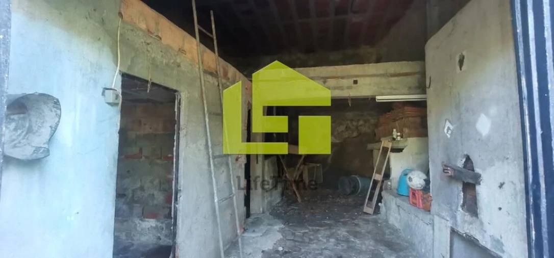 Moradia T4 para Venda em Longroiva Foto 46