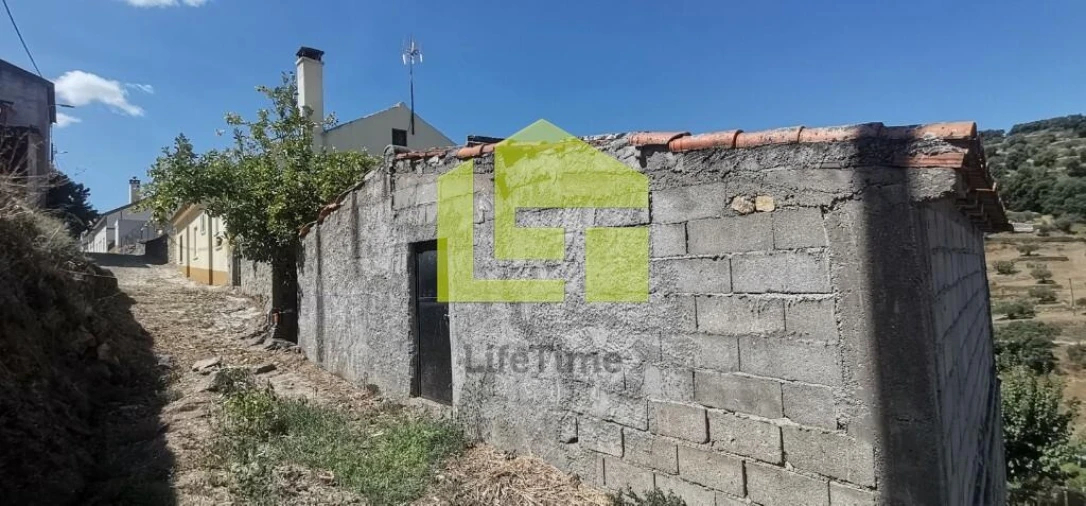 Moradia T4 para Venda em Longroiva Foto 64