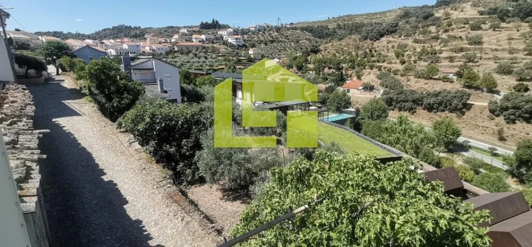 Moradia T4 para Venda em Longroiva Foto 74