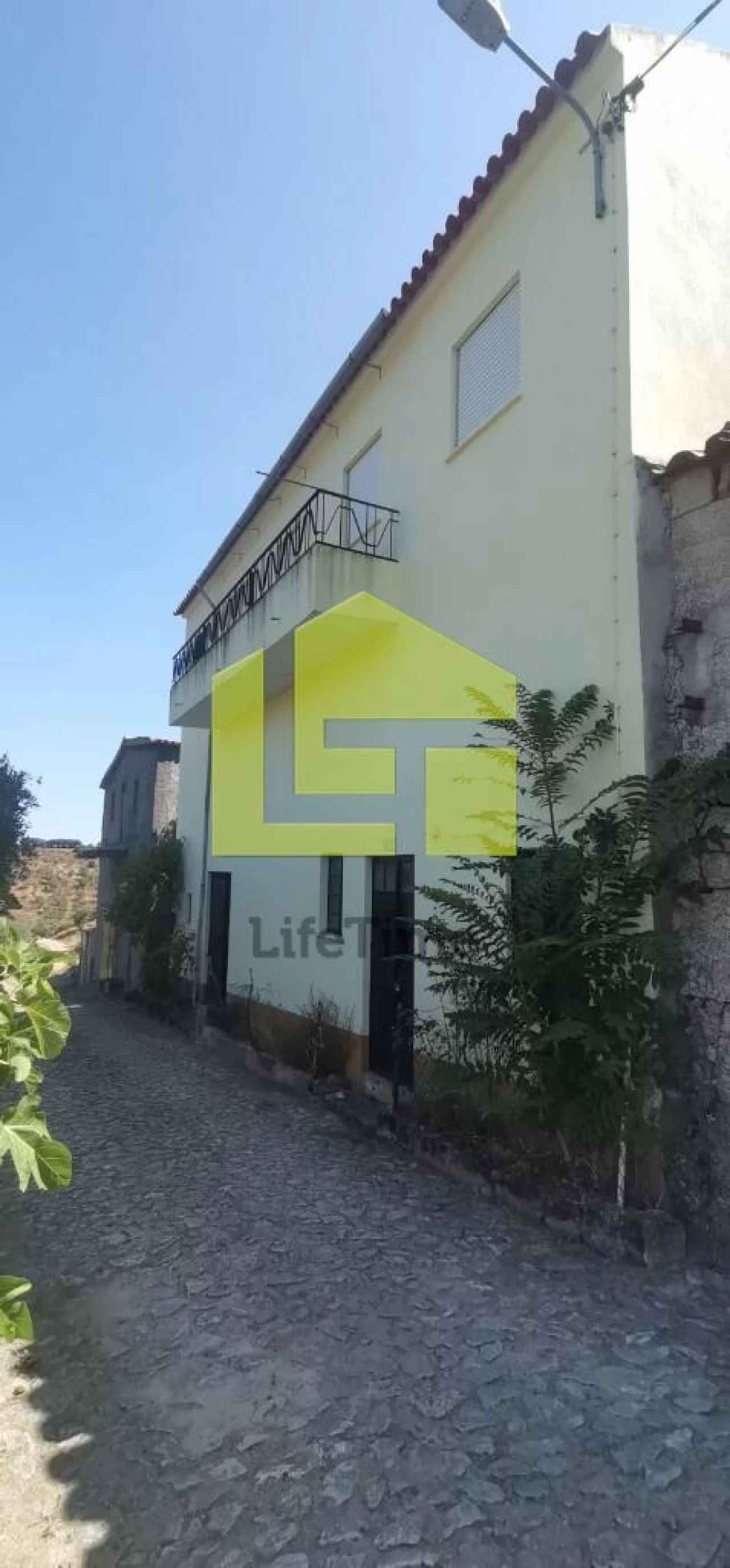 Moradia T4 para Venda em Longroiva Foto 42