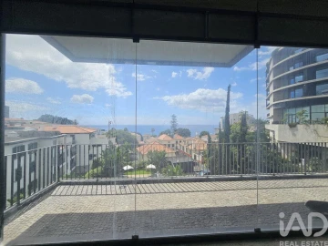 Loja para Venda em Funchal (Santa Maria Maior)