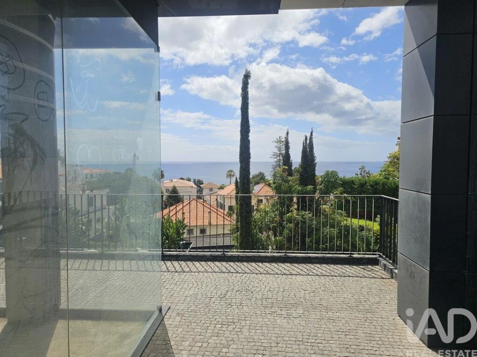 Loja para Venda em Funchal (Santa Maria Maior) Foto 4