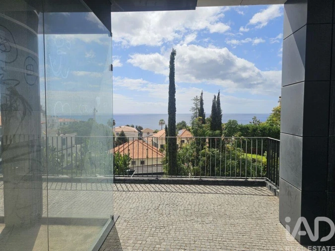 Loja para Venda em Funchal (Santa Maria Maior) Foto 4