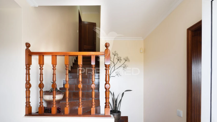 Moradia T3 para Venda em Angra (São Pedro) Foto 18