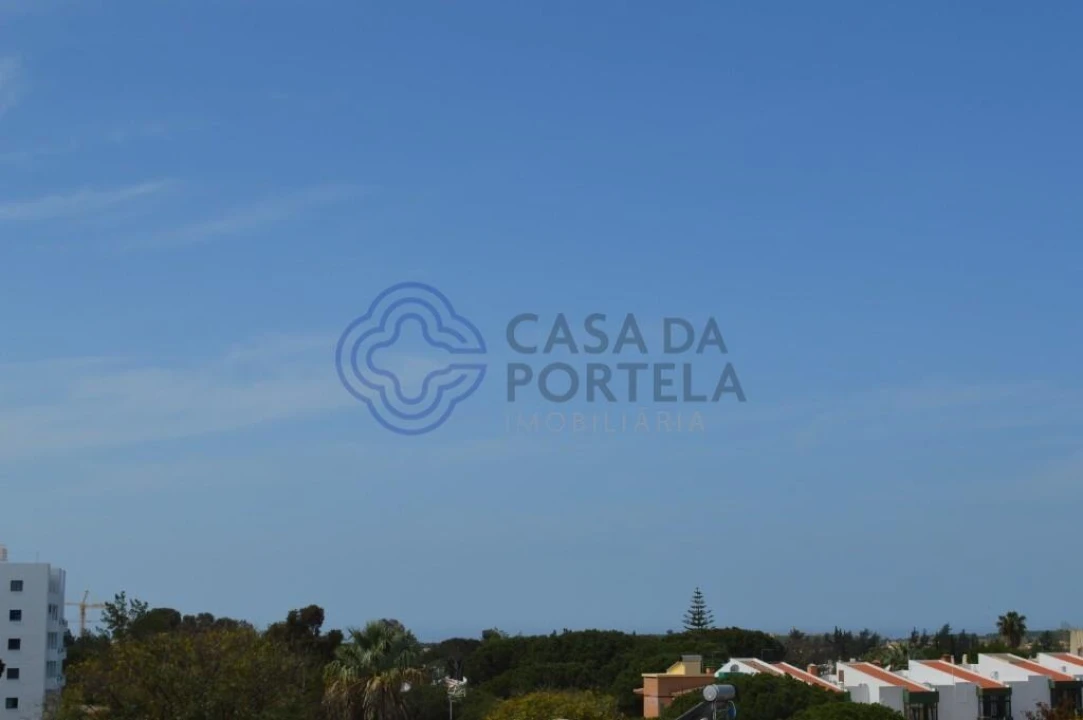 Moradia T4 para Venda em Quarteira Foto 40