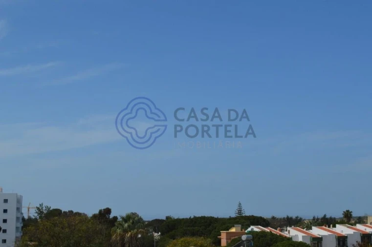 Moradia T4 para Venda em Quarteira Foto 40