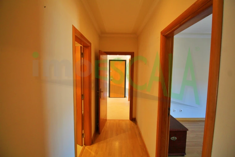 Apartamento T3 para Venda em Cartaxo e Vale da Pinta Foto 27