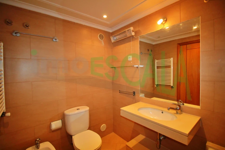 Apartamento T3 para Venda em Cartaxo e Vale da Pinta Foto 30