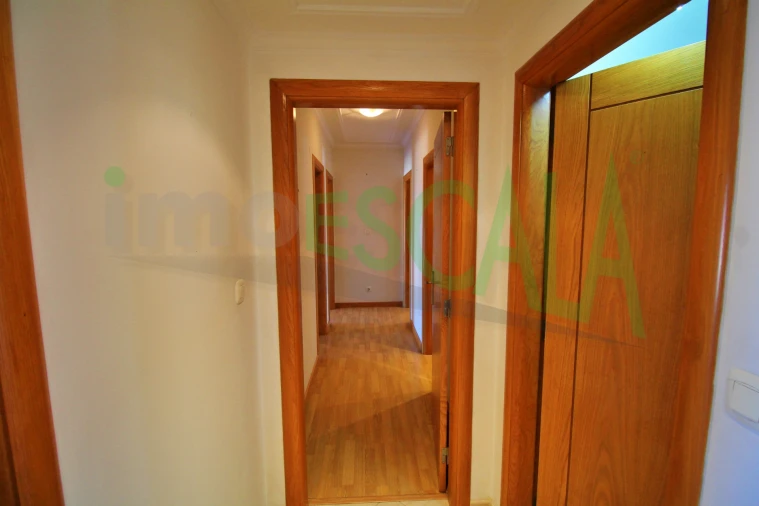 Apartamento T3 para Venda em Cartaxo e Vale da Pinta Foto 11