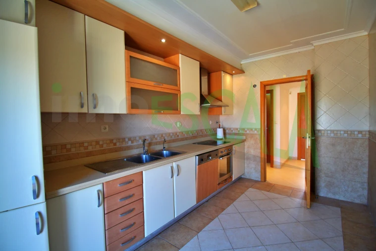 Apartamento T3 para Venda em Cartaxo e Vale da Pinta Foto 6