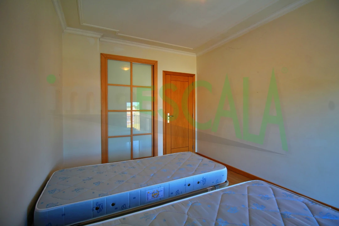 Apartamento T3 para Venda em Cartaxo e Vale da Pinta Foto 24