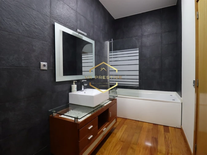Apartamento T4 para Venda em Póvoa de Varzim, Beiriz e Argivai Foto 37