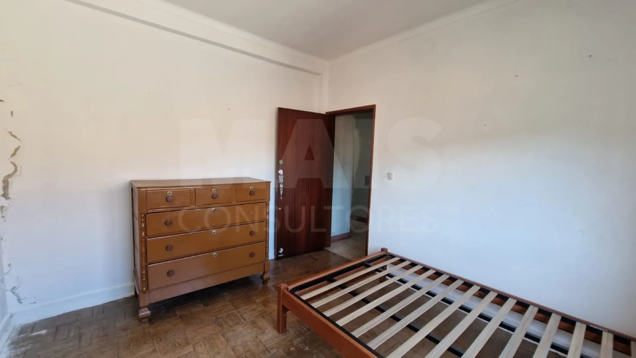 Moradia T2 para Venda em Pombeiro da Beira Foto 2