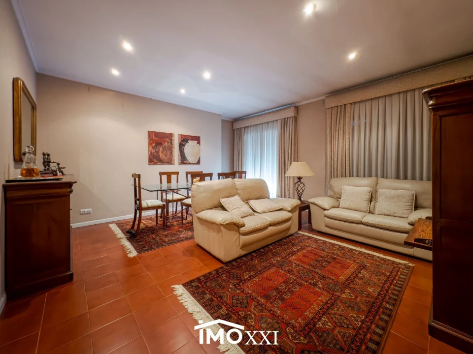 Apartamento T3 para Venda em São João da Madeira Foto 2