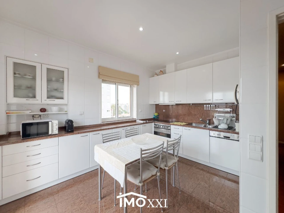 Apartamento T3 para Venda em São João da Madeira Foto 10