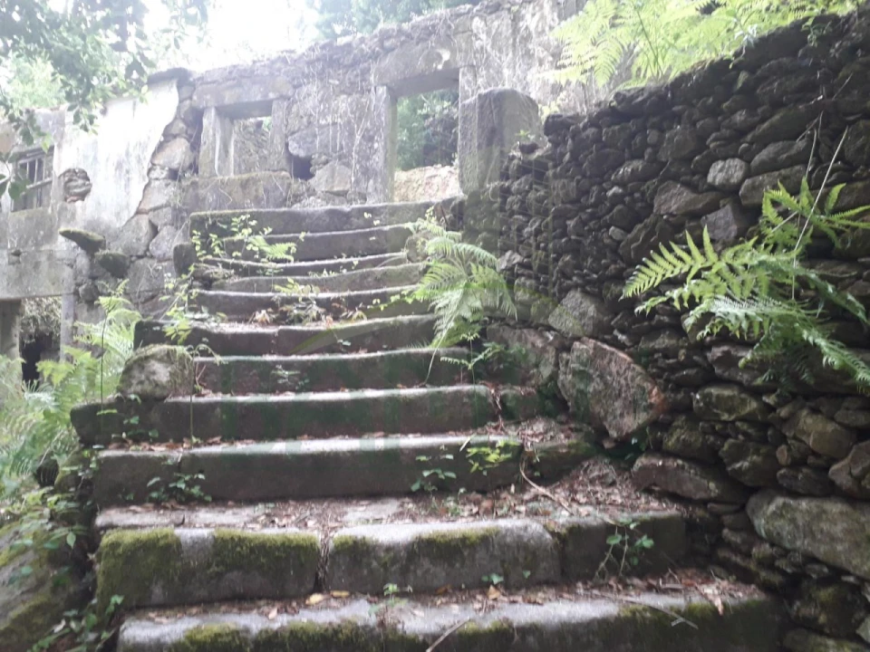Terreno para Venda em Vilar de Mouros Foto 2