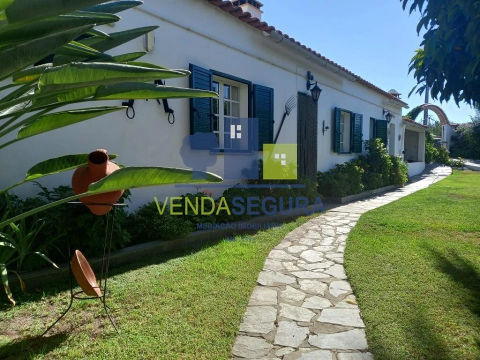 Moradia T4 para Venda em Santo Agostinho e São João Baptista e Santo Amador Foto 38