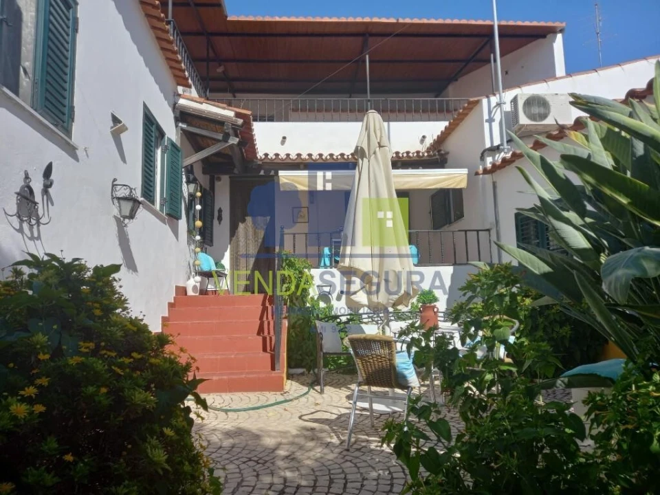 Moradia T4 para Venda em Santo Agostinho e São João Baptista e Santo Amador Foto 32