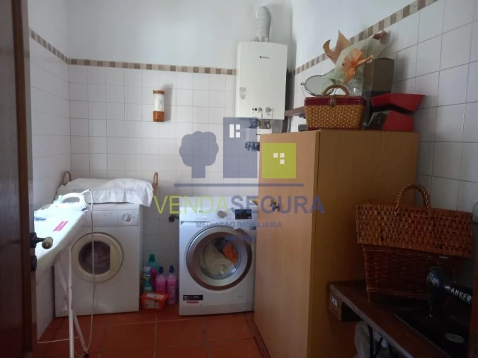 Moradia T4 para Venda em Santo Agostinho e São João Baptista e Santo Amador Foto 21