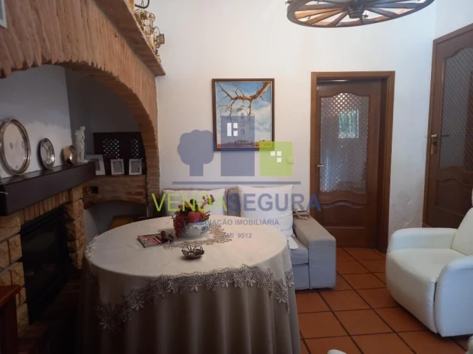 Moradia T4 para Venda em Santo Agostinho e São João Baptista e Santo Amador Foto 15