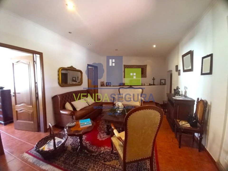 Moradia T4 para Venda em Santo Agostinho e São João Baptista e Santo Amador Foto 23